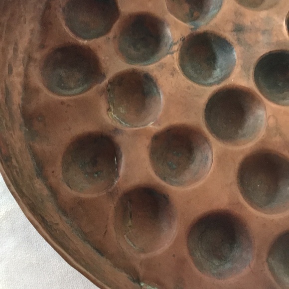 Antique Hammered Copper Turkish Egg Poacher/Pastry Tray w/ brass handles - Picture 4 of 9
